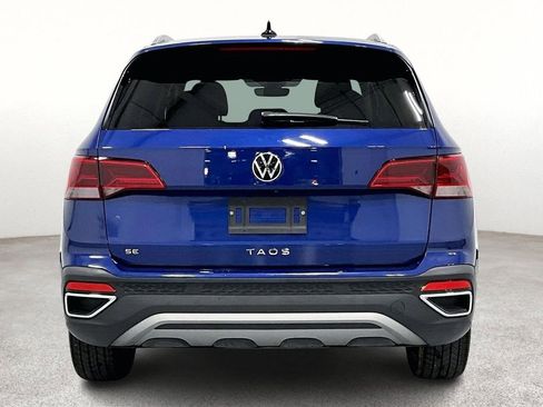 Used 2024 Volkswagen Taos SE image 6