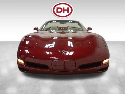 Used 2003 Chevrolet Corvette 50th Anniversary Edition w/ Preferred Equipment Group1 image 8