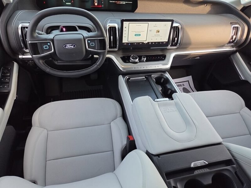 New 2027 Ford Expedition Max Platinum AWD/4WD image 9