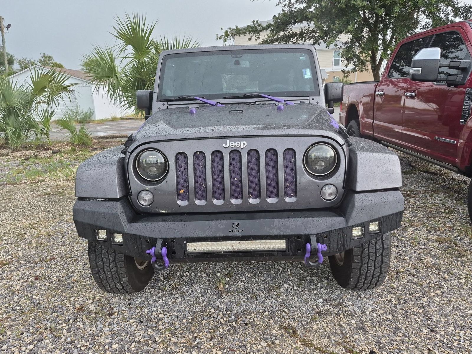 Used 2014 Jeep Wrangler Unlimited Sahara w/ Dual Top Group AWD/4WD image 2