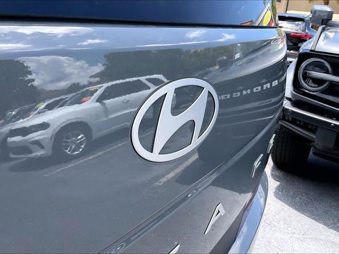 Used 2024 Hyundai Santa Fe SEL FWD image 9