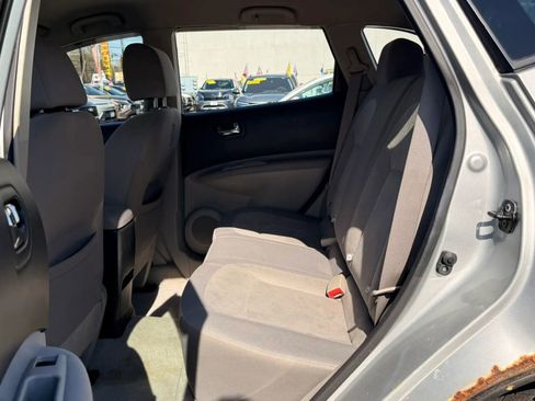 Used 2013 Nissan Rogue S image 13