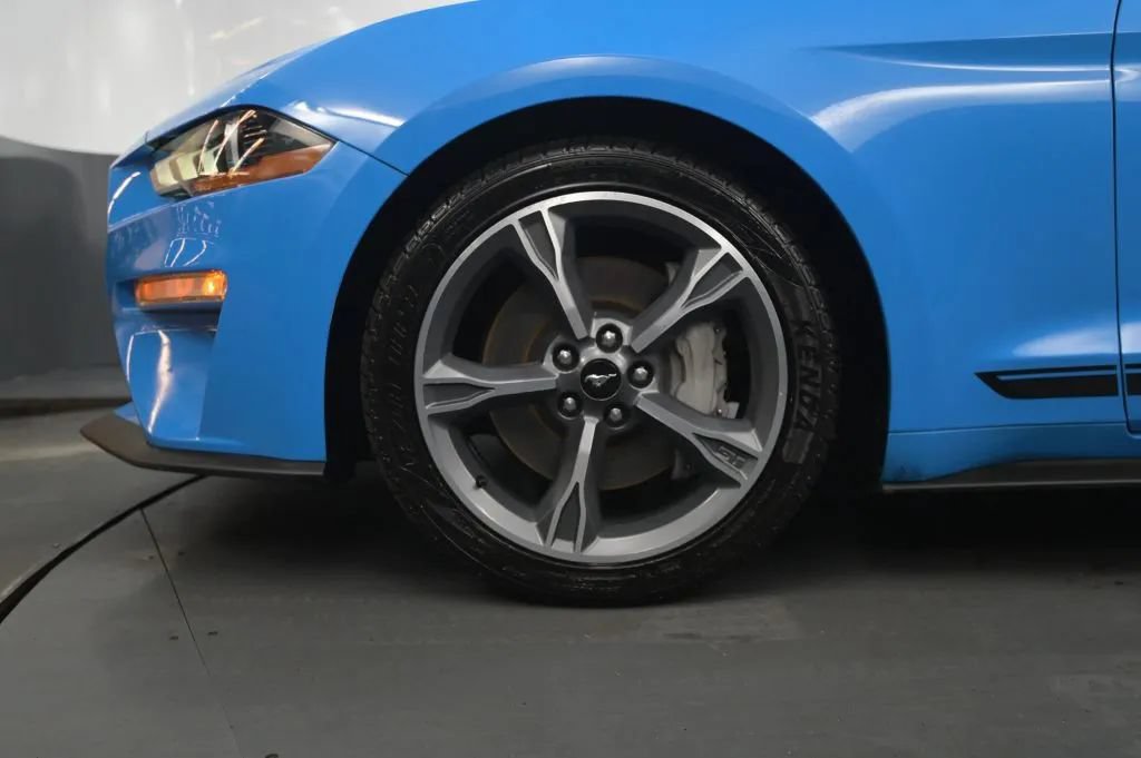 Used 2022 Ford Mustang GT Premium w/ Equipment Group 401A RWD image 10