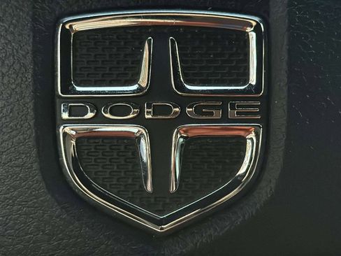 Used 2018 Dodge Grand Caravan SXT w/ Blacktop Package image 38