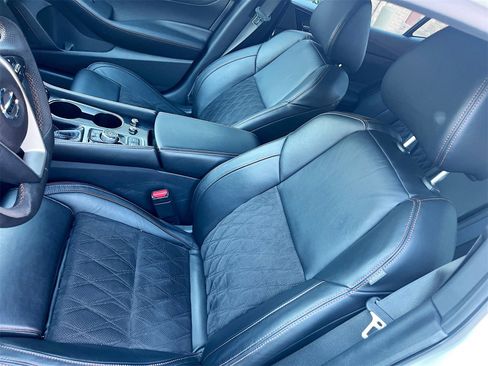 Used 2023 Nissan Maxima SR w/ Sport Mat Group image 20
