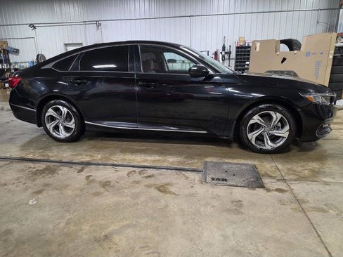 Used 2018 Honda Accord EX-L image 9
