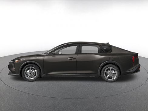 Used 2025 Kia K4 FWD image 3