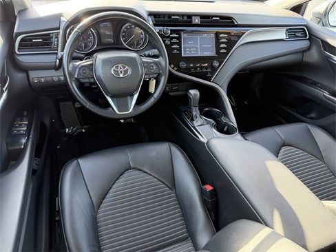 Used 2019 Toyota Camry SE image 33