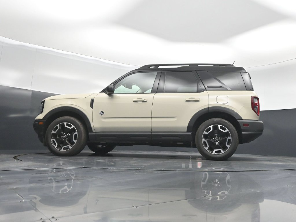 Certified 2024 Ford Bronco Sport Outer Banks AWD/4WD image 7