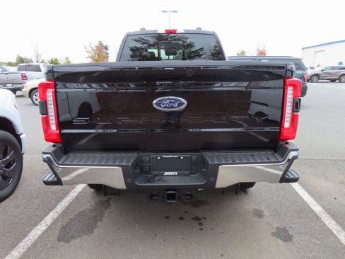 New 2026 Ford F250 Lariat w/ Lariat Premium Package image 5