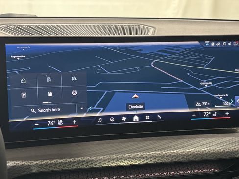 New 2026 BMW 330i xDrive Sedan w/ Convenience Package AWD/4WD image 20
