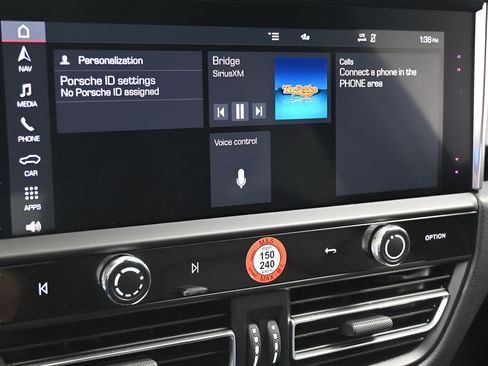 New 2026 Porsche Macan AWD/4WD image 14