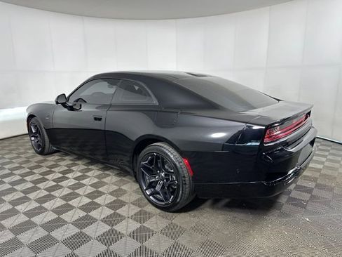 Used 2024 Dodge Charger Daytona R/T w/ Plus Group AWD/4WD image 5