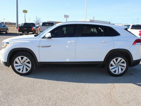 Used 2021 Volkswagen Atlas Cross Sport SE image 10