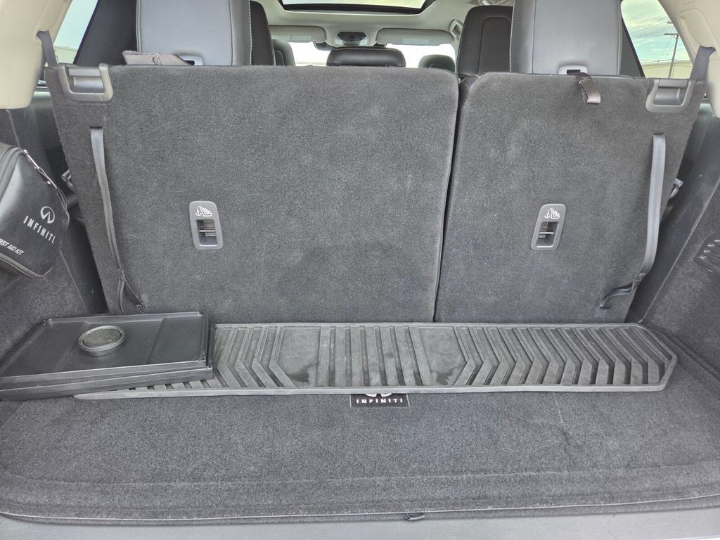 Used 2023 INFINITI QX60 Luxe w/ Cargo Package FWD image 28