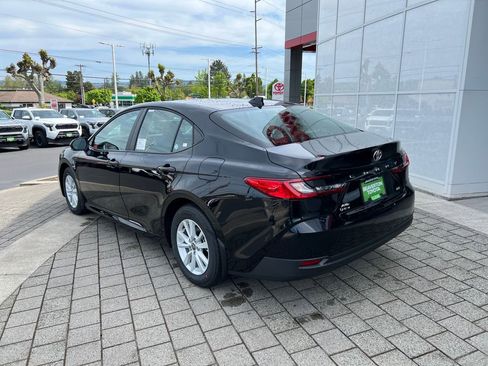 New 2026 Toyota Camry LE w/ Convenience Package AWD/4WD image 3