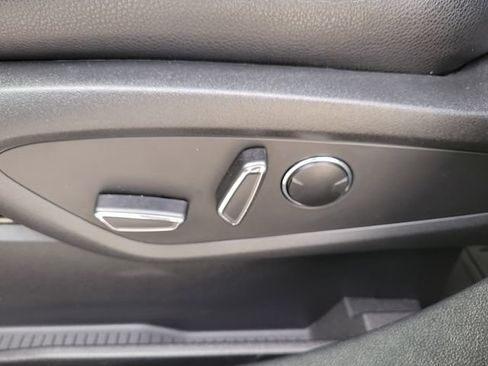 Certified 2023 Lincoln Nautilus FWD w/ Premium Package image 13