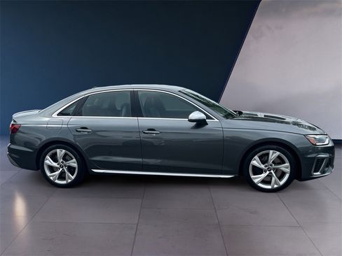 Used 2022 Audi S4 Premium Plus w/ Premium Plus Package image 6