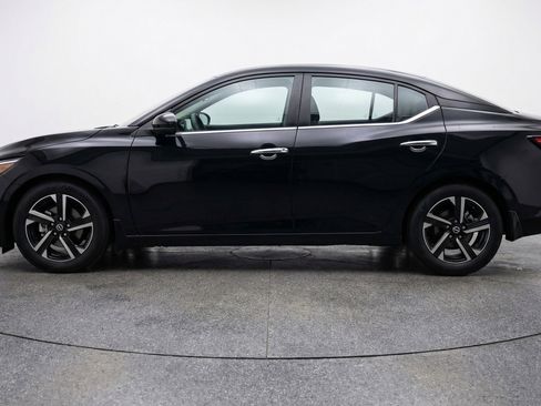 Used 2025 Nissan Sentra SV FWD image 5
