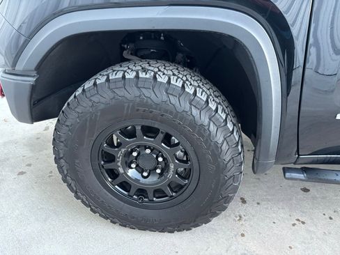 Used 2024 GMC Sierra 1500 AT4X w/ AT4X AEV Edition image 11