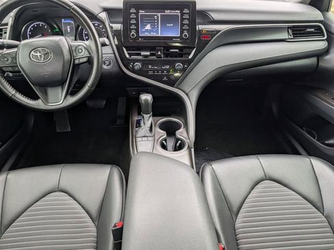 Used 2023 Toyota Camry SE w/ Convenience Package FWD image 11