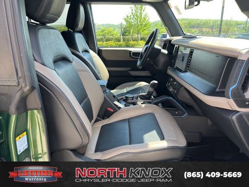 Used 2023 Ford Bronco Wildtrak AWD/4WD image 25