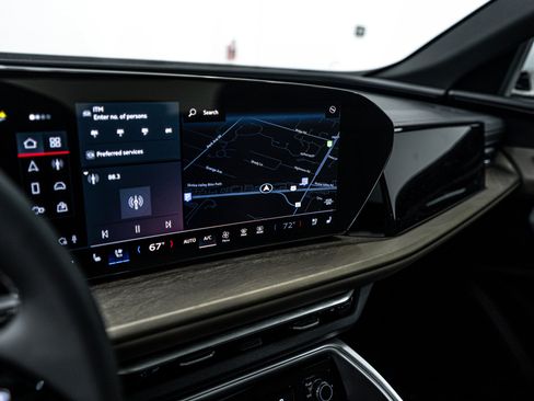 New 2025 Audi Q5 Premium Plus image 12