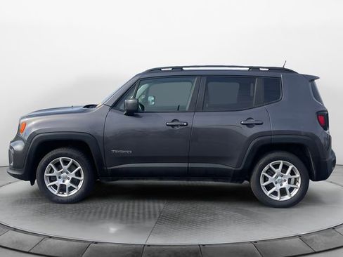 Used 2019 Jeep Renegade Latitude w/ Cold Weather Group image 2