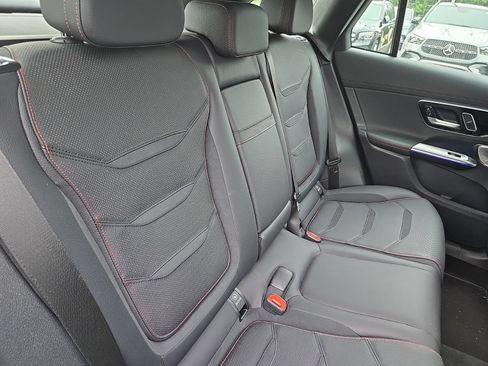 Used 2024 Mercedes-Benz GLC 43 AMG 4MATIC image 10
