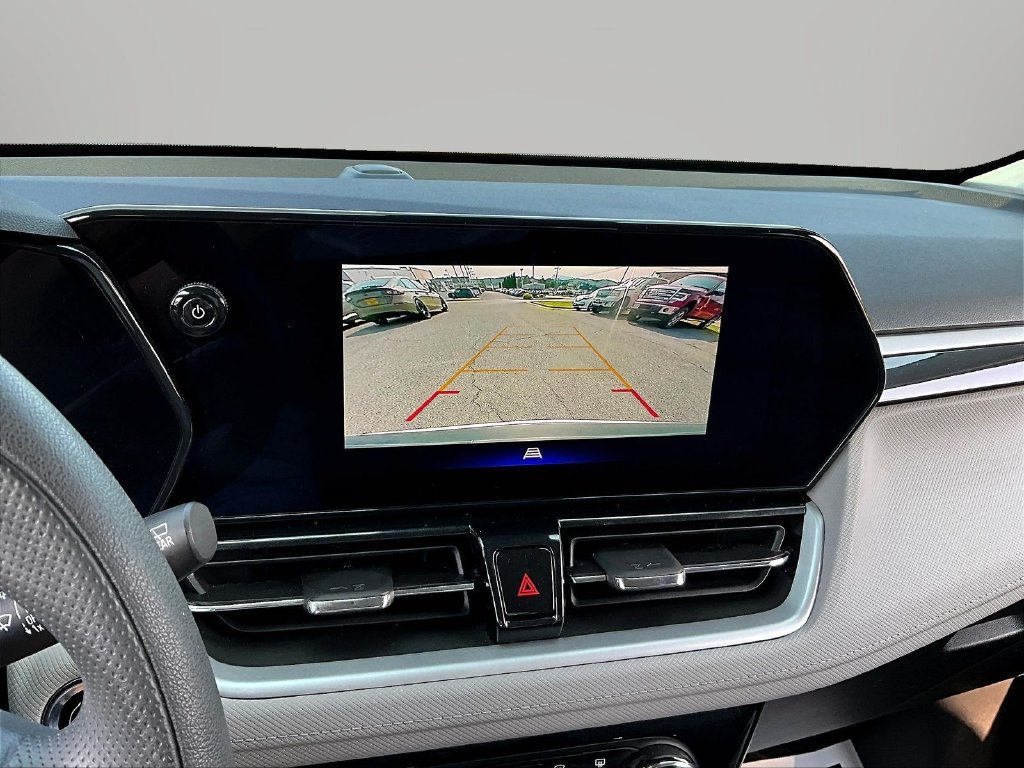 Used 2024 Chevrolet TrailBlazer LT FWD image 13