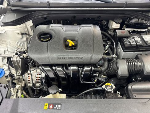 Used 2019 Hyundai Elantra SE FWD image 61