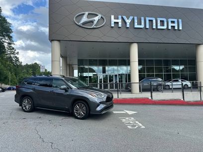 Used 2021 Toyota Highlander Platinum