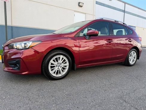 Used 2017 Subaru Impreza 2.0i Premium AWD/4WD image 4