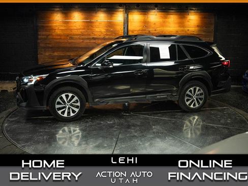 Used 2024 Subaru Outback Premium AWD/4WD image 1