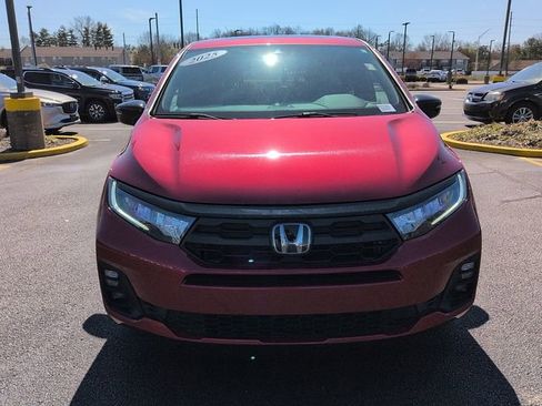 Used 2025 Honda Odyssey Sport-L image 2