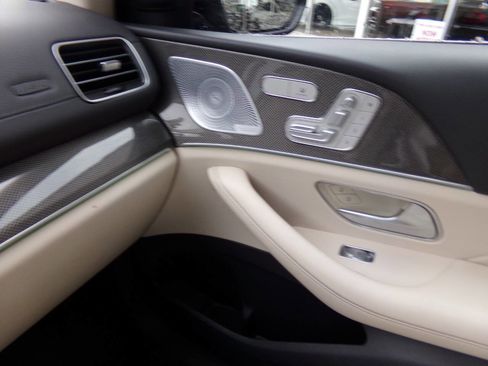 Used 2020 Mercedes-Benz GLS 450 4MATIC image 20