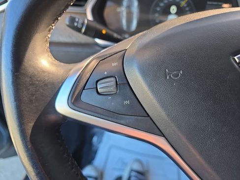 Used 2013 Tesla Model S Performance image 20