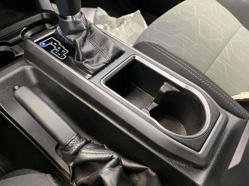 Certified 2021 Toyota Tacoma TRD Off-Road w/ Technology Package image 25