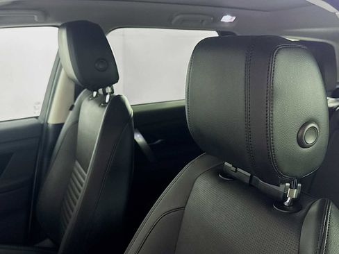 Used 2024 Land Rover Discovery Sport S image 22