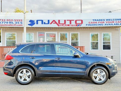 Used 2012 Porsche Cayenne AWD/4WD image 3