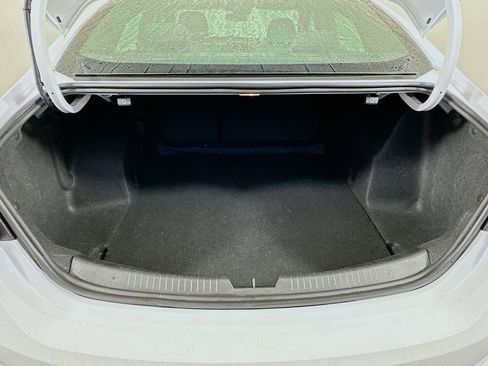 Used 2025 Chevrolet Malibu LT FWD image 25