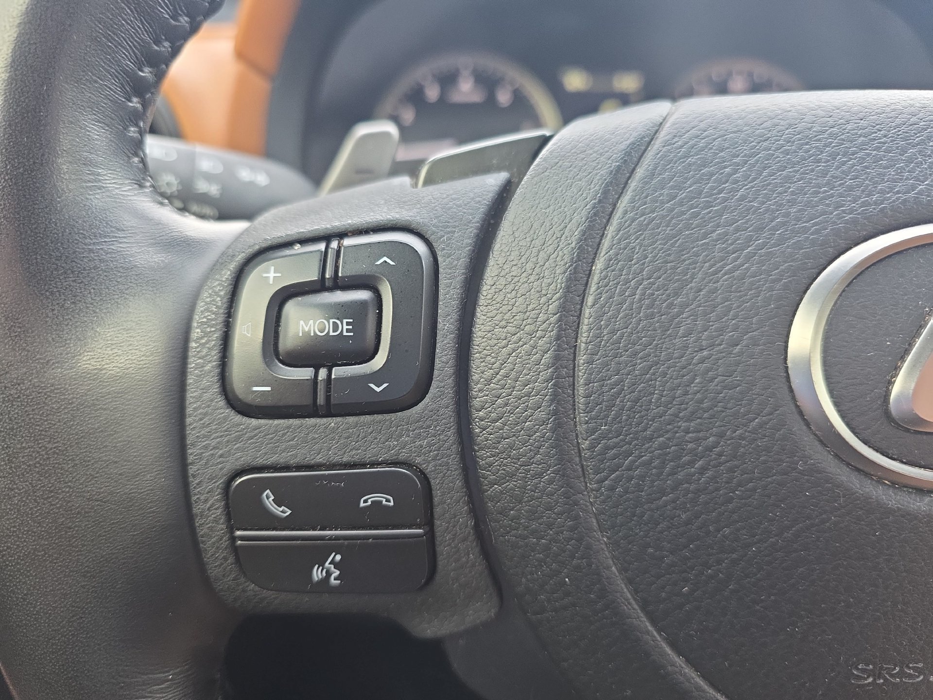 Used 2024 Lexus IS 300 w/ Comfort Package RWD image 16