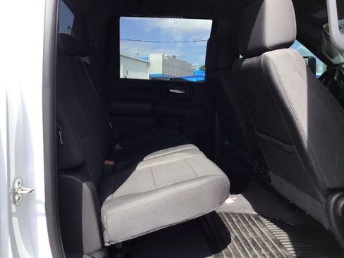 Used 2025 Chevrolet Silverado 2500 Custom w/ Custom Convenience Package AWD/4WD image 4