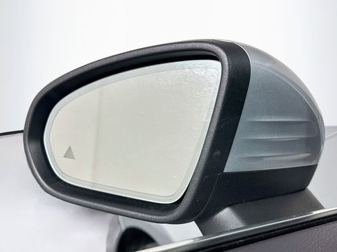 Used 2025 Mercedes-Benz CLA 250 4MATIC image 16
