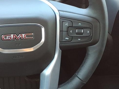 Used 2020 GMC Sierra 1500 SLE w/ SLE Value Package AWD/4WD image 11