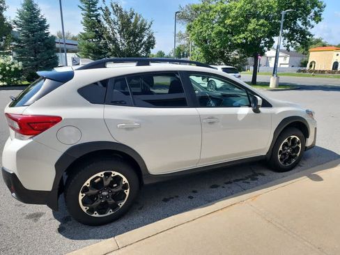 Used 2021 Subaru Crosstrek 2.0i Premium w/ Moonroof Package AWD/4WD image 13