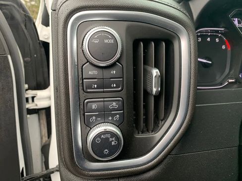 Used 2020 GMC Sierra 1500 Elevation AWD/4WD image 17