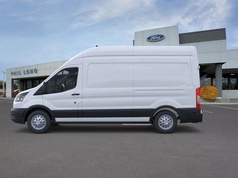 New 2026 Ford Transit 250 148 High Roof AWD image 3