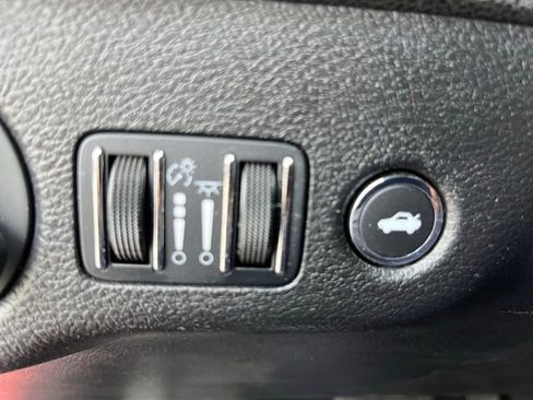 Used 2023 Dodge Charger SXT RWD image 17