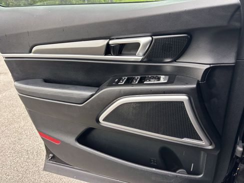 Used 2020 Kia Telluride S w/ S 8 Passenger Seating Package FWD image 18